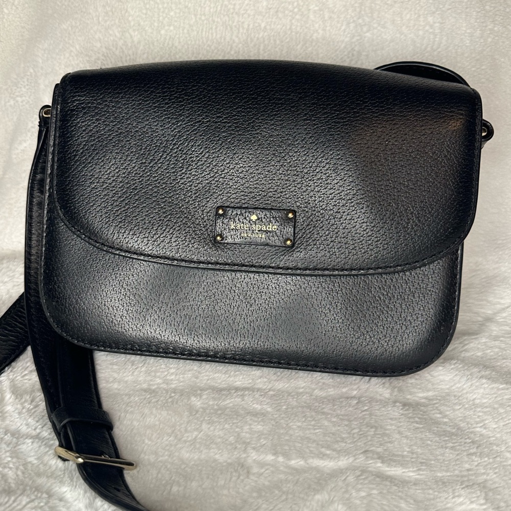 Kate spade crossbody bag